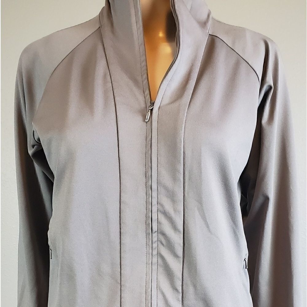 Columbia  Omni Shade  Athletic Gray Zip up…